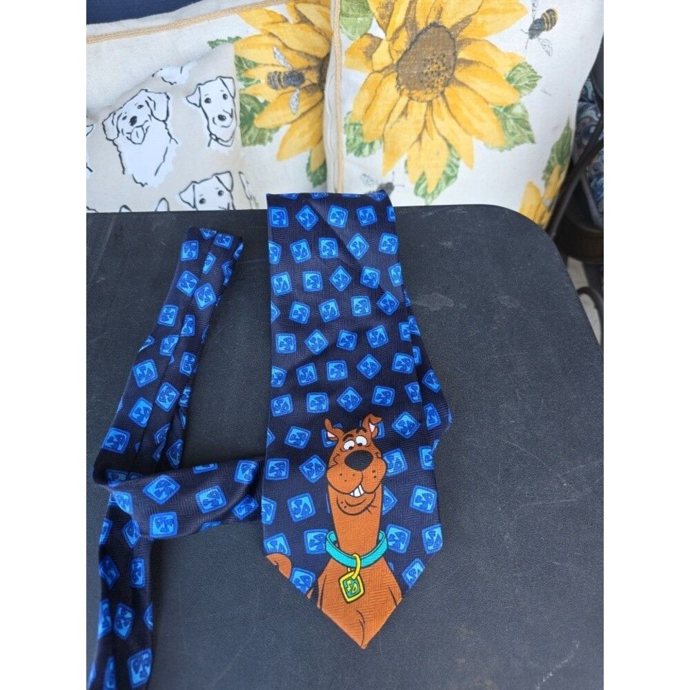 Vintage 90s Scooby-Doo Necktie 100% Silk Cartoon Network Blue Pattern Men’s Tie